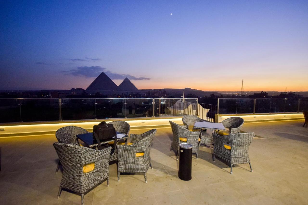 New Pyramid Quen Hotel Le Caire Extérieur photo